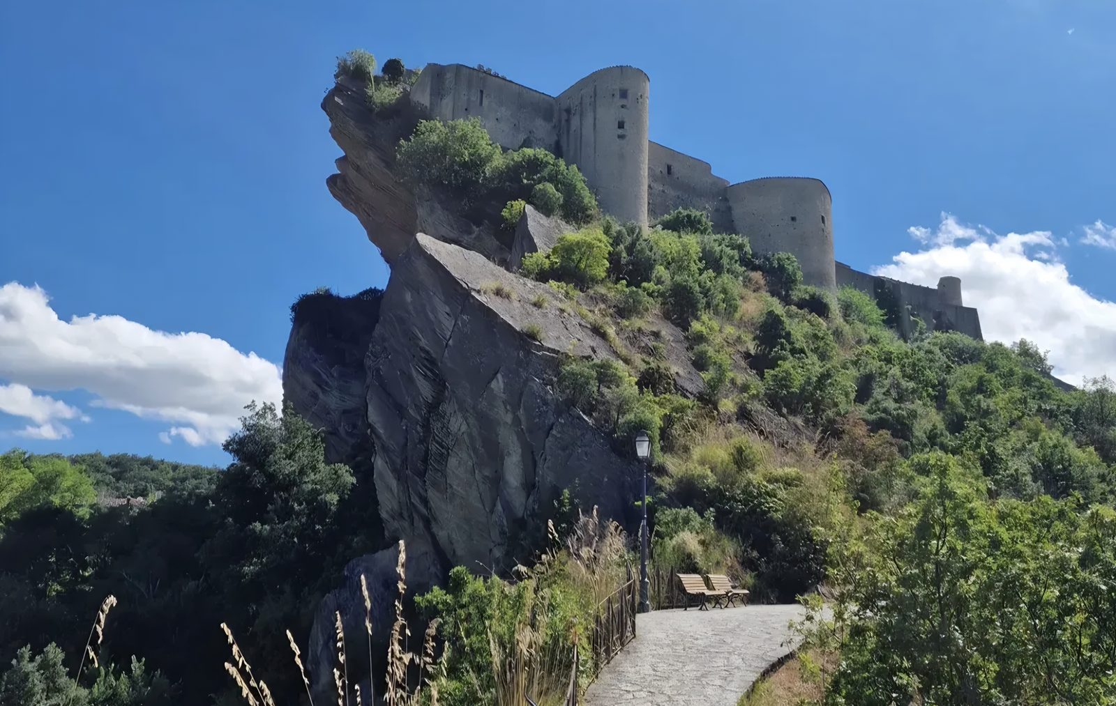 Castello di Roccascalegna Abruzzo Italy